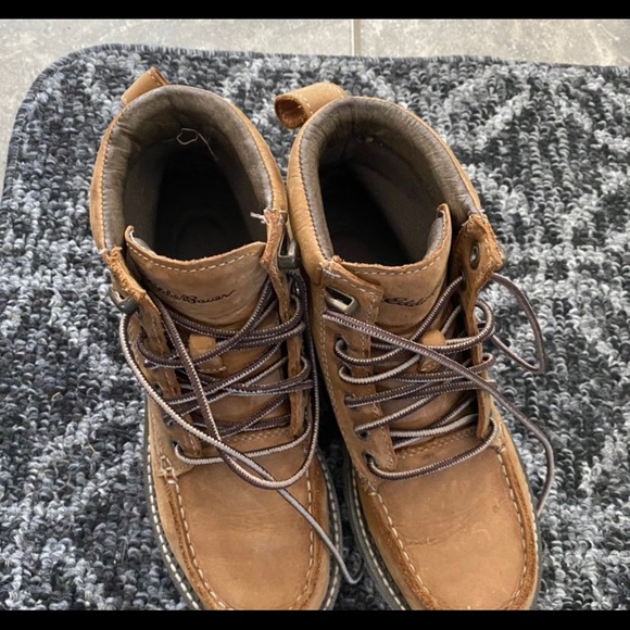 Mens 5.5 Eddie Bauer severson moc-toe shoes - Picture 2 of 2